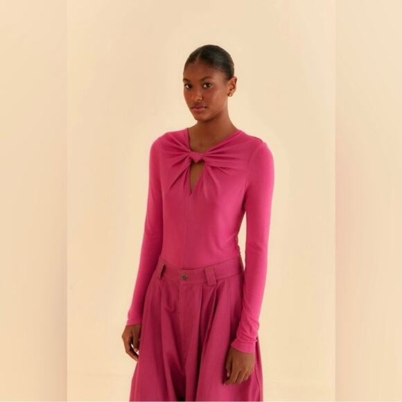 NEW FARM Rio Bright Pink Long Sleeve Twist Front Cut Out Bodysuit - Picture 4 of 13
